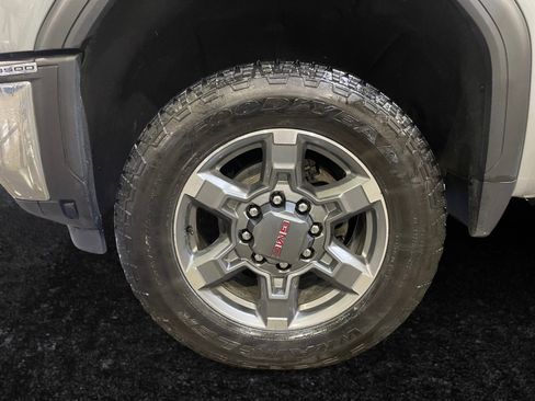 Used 2024 GMC Sierra 3500 SLT AWD/4WD image 15