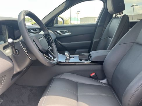 New 2026 Land Rover Range Rover Velar Dynamic SE image 4