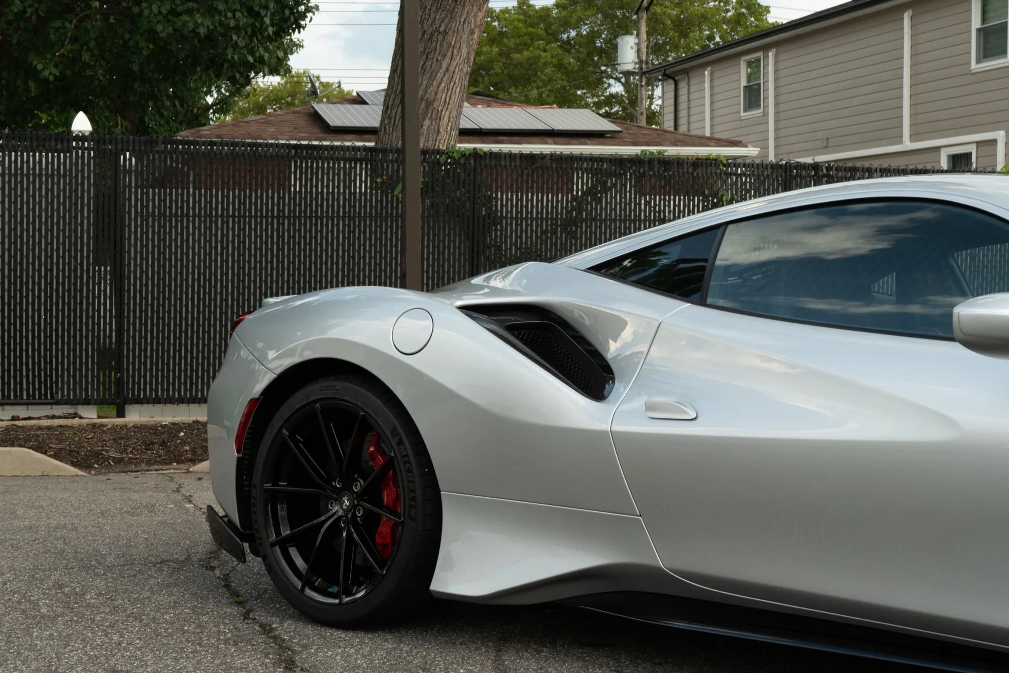 Used 2019 Ferrari 488 Pista Coupe RWD image 51