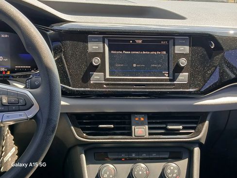 Used 2022 Volkswagen Taos S FWD image 25