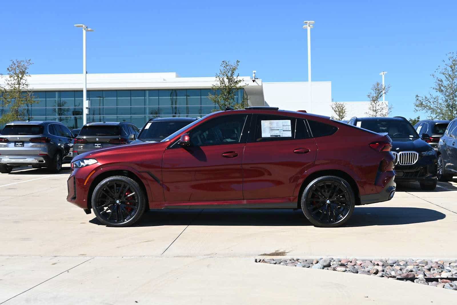 New 2027 BMW X6 xDrive40i w/ Climate Comfort Package AWD/4WD image 5
