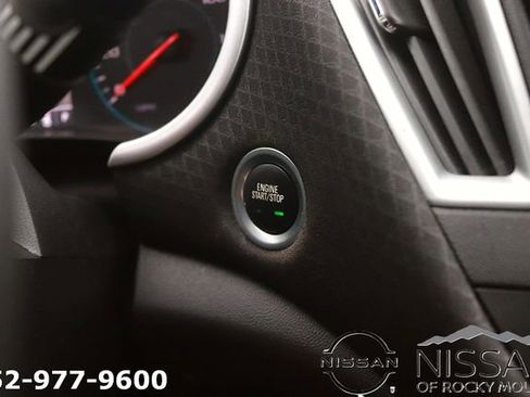 Used 2019 Chevrolet Malibu LS w/ LPO, Convenience Package 2 FWD image 19
