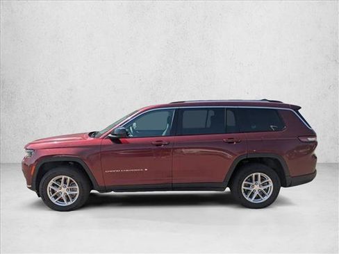 Used 2023 Jeep Grand Cherokee L Laredo image 8