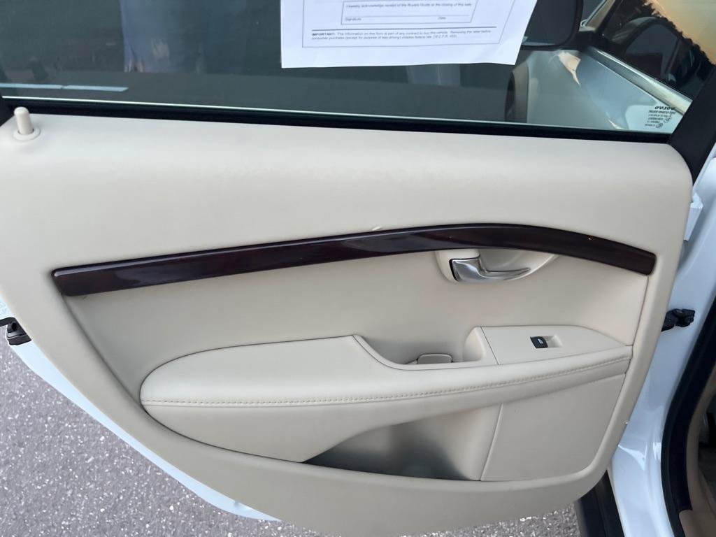 Used 2015 Volvo XC70 3.2 Premier Plus AWD/4WD image 15
