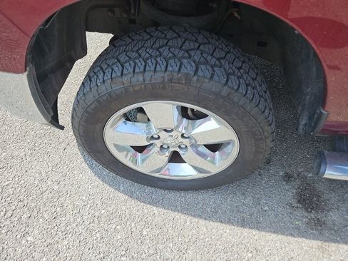 Used 2019 RAM 1500 Big Horn AWD/4WD image 13