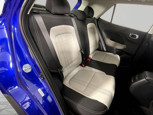 Certified 2026 Hyundai Venue SEL FWD image 23