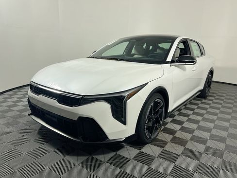 New 2026 Kia K4 GT-Line FWD image 9