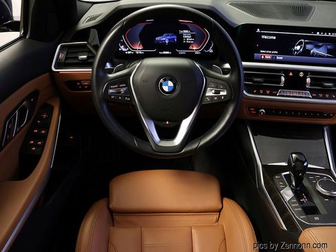 Used 2020 BMW 330i xDrive Sedan w/ Premium Package AWD/4WD image 15