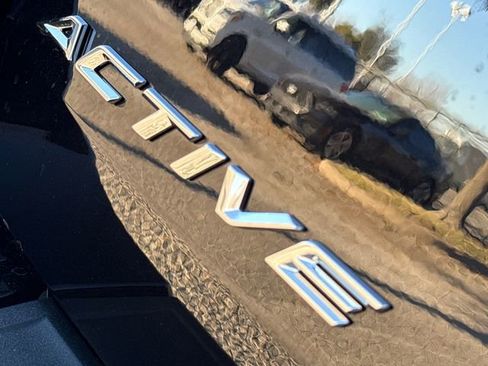 New 2026 Ford Explorer Active RWD image 10