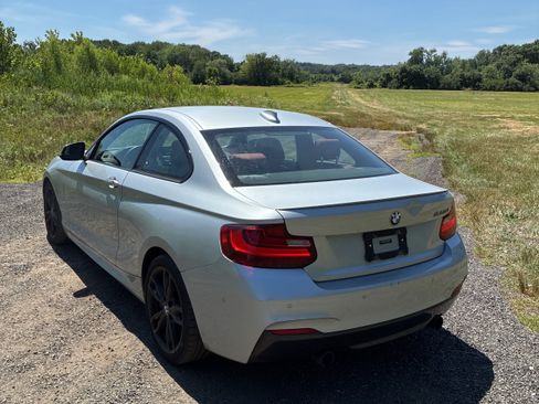Used 2016 BMW M235i Coupe RWD image 12
