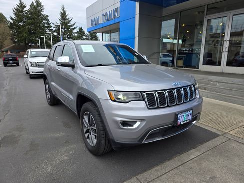 Used 2018 Jeep Grand Cherokee Limited w/ Luxury Group II image 1