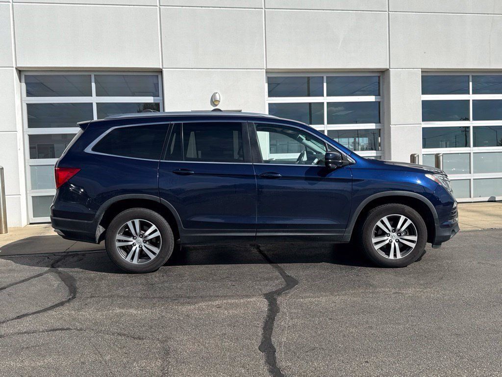 Used 2017 Honda Pilot EX-L image 3