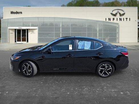 Used 2025 Nissan Sentra SV FWD image 6