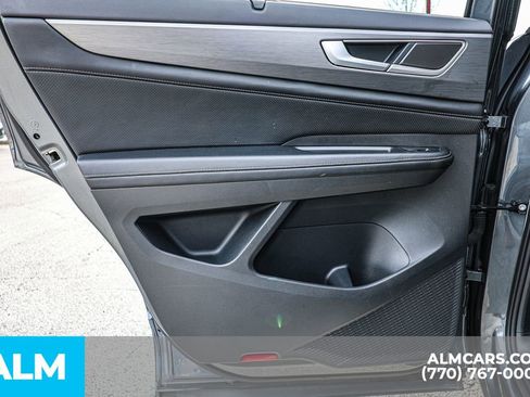 Used 2024 Volkswagen Atlas Cross Sport SE image 52