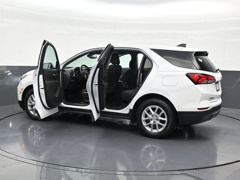 Used 2022 Chevrolet Equinox LT FWD image 35