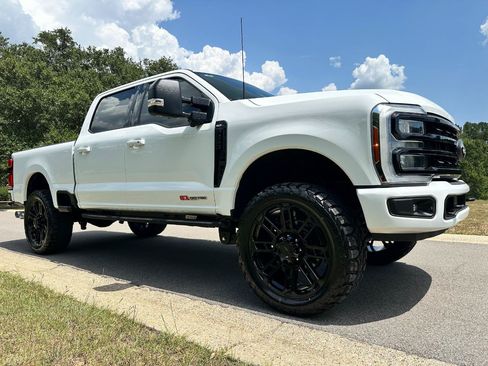 Used 2023 Ford F250 XLT w/ Black Appearance Package AWD/4WD image 3