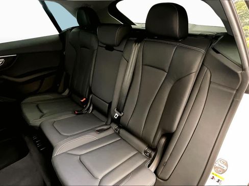 Used 2023 Audi Q8 Premium w/ Convenience Package AWD/4WD image 40