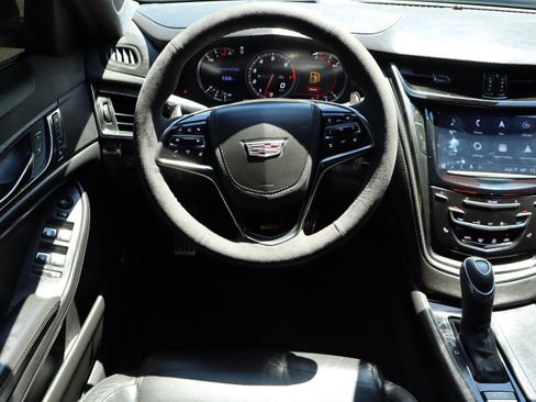 Used 2018 Cadillac CTS V w/ Carbon Fiber Package RWD image 23