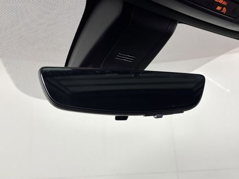 Used 2021 GMC Yukon XL Denali w/ Denali Premium Package RWD image 18