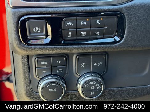 New 2026 GMC Yukon Elevation image 14