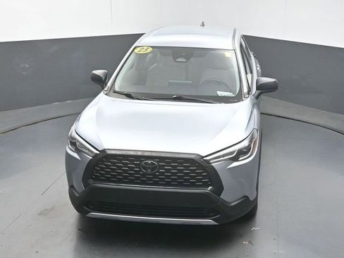 Used 2023 Toyota Corolla Cross L image 41