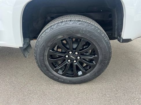 Used 2022 GMC Canyon Elevation w/ Trailering Package AWD/4WD image 9