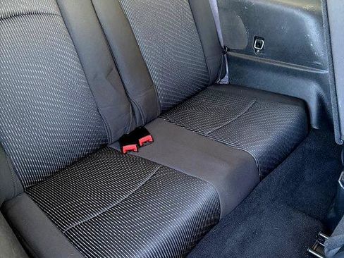 Used 2017 Dodge Journey SE w/ Flexible Seating Group image 25