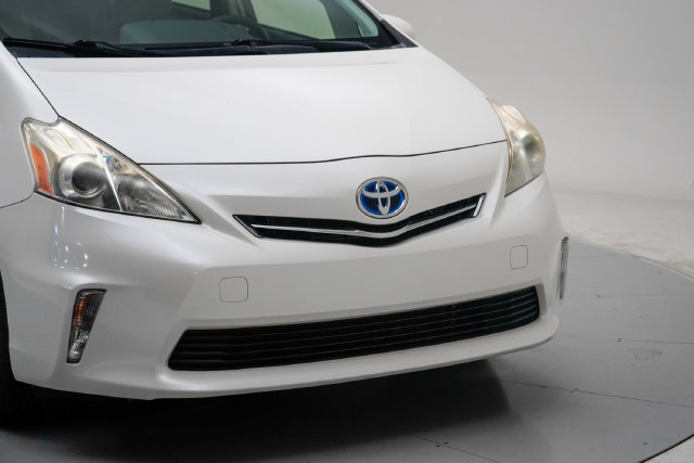 Used 2013 Toyota Prius V Three FWD image 9
