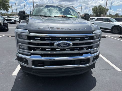Used 2024 Ford F250 Lariat AWD/4WD image 2