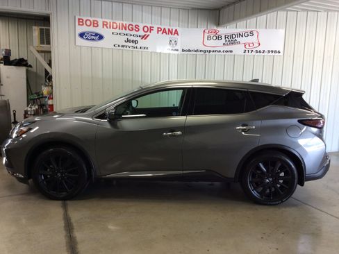 Used 2024 Nissan Murano Platinum w/ Cargo Package image 2