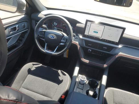 New 2026 Ford Explorer ST AWD/4WD image 32
