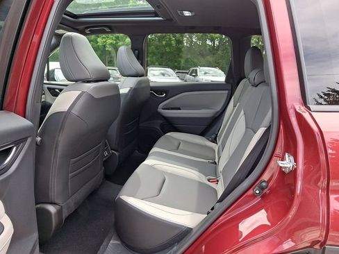 Certified 2025 Subaru Forester Limited AWD/4WD image 44