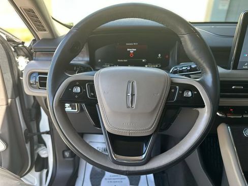 Used 2023 Lincoln Aviator Reserve w/ Equipment Group 201A AWD/4WD image 15