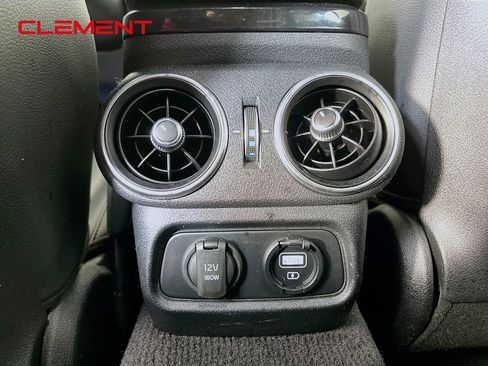 Used 2022 Kia Stinger GT-Line RWD image 32