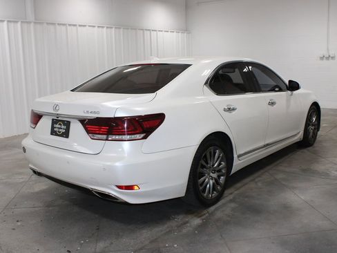 Used 2016 Lexus LS 460 w/ Comfort Package RWD image 9