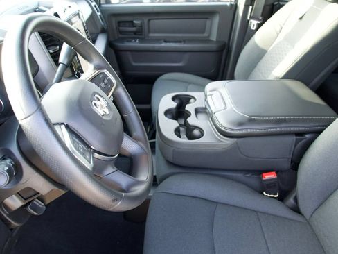 New 2026 RAM 2500 Tradesman AWD/4WD image 18