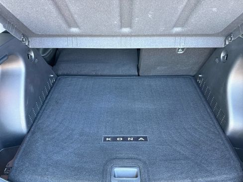 Used 2025 Hyundai Kona SEL AWD/4WD image 49