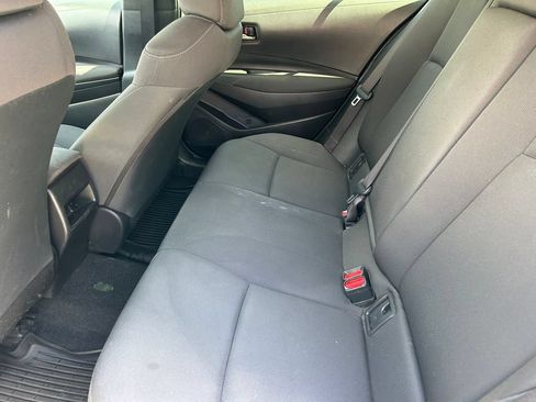 Used 2022 Toyota Corolla LE FWD image 15