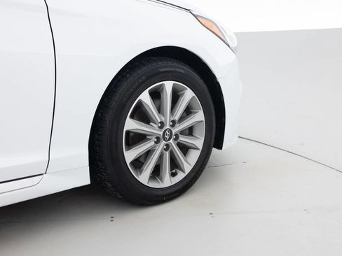 Used 2017 Hyundai Sonata Limited w/ Tech Package 03 FWD image 18