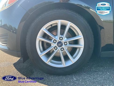 Used 2018 Ford Focus SE FWD image 26