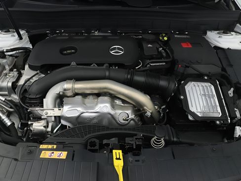 Certified 2026 Mercedes-Benz GLB 250 image 24