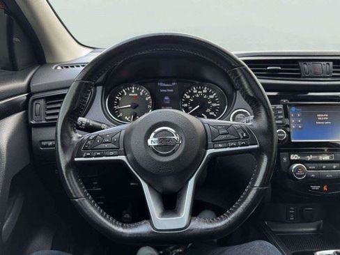 Used 2017 Nissan Rogue Sport SL w/ SL Premium Package AWD/4WD image 27