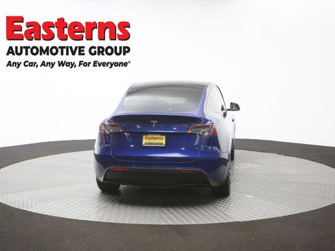 Used 2021 Tesla Model Y Long Range AWD/4WD image 33