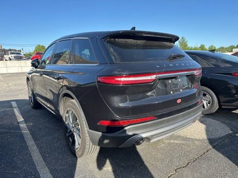 Used 2023 Lincoln Corsair AWD w/ Equipment Group 101A image 4