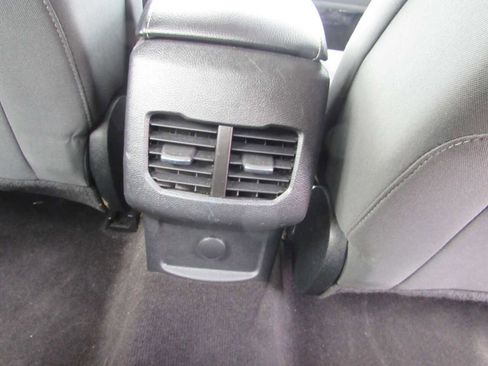 Used 2020 Ford Fusion SE image 21