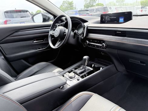 Used 2023 MAZDA CX-50 AWD 2.5 S w/ Weather Package image 12
