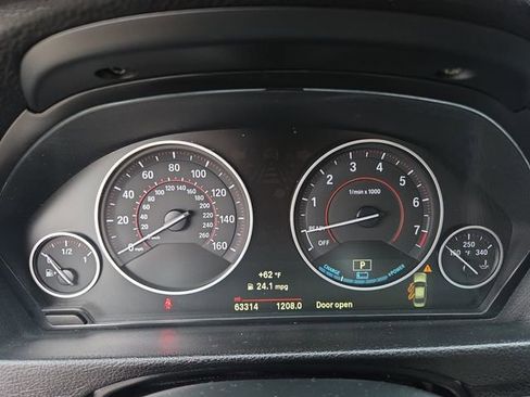 Used 2018 BMW 330e image 19