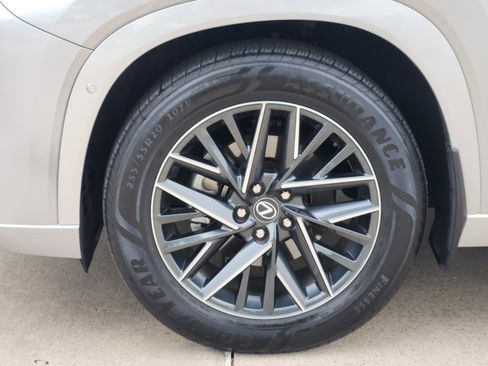 Used 2025 Lexus TX 350 FWD w/ Technology Package image 10