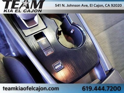 Used 2023 Nissan Rogue SV image 30