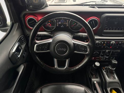 Used 2021 Jeep Gladiator Rubicon w/ Dual Top Group image 12